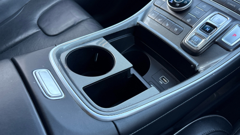 Hyundai SANTA FE 1.6 TGDi Plug-in Hybrid Ultimate 5dr 4WD Auto Estate